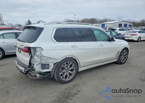 2021 BMW X7 xDrive40I z USA, uszkodzony, nr VIN 5UXCW2C01M9E76330
